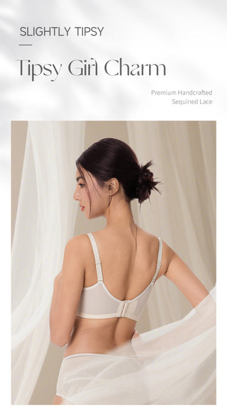 【Tipsy】Non-Wired 3/4 Molded Cup With Adjustable Straps